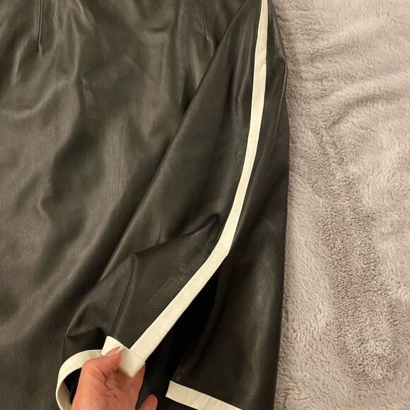 Carlisle 100% leather skirt, size 12 - Picture 3 of 8